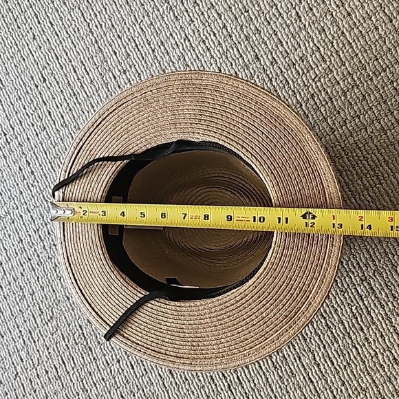 Straw hat - Picture 4 of 7